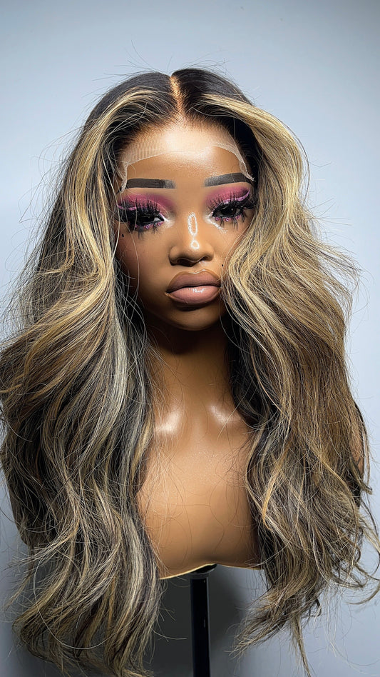 Lexy - Luxury Colored Unit